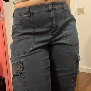 Duluth trading co. Navy workwear cargo pants 10 x 33